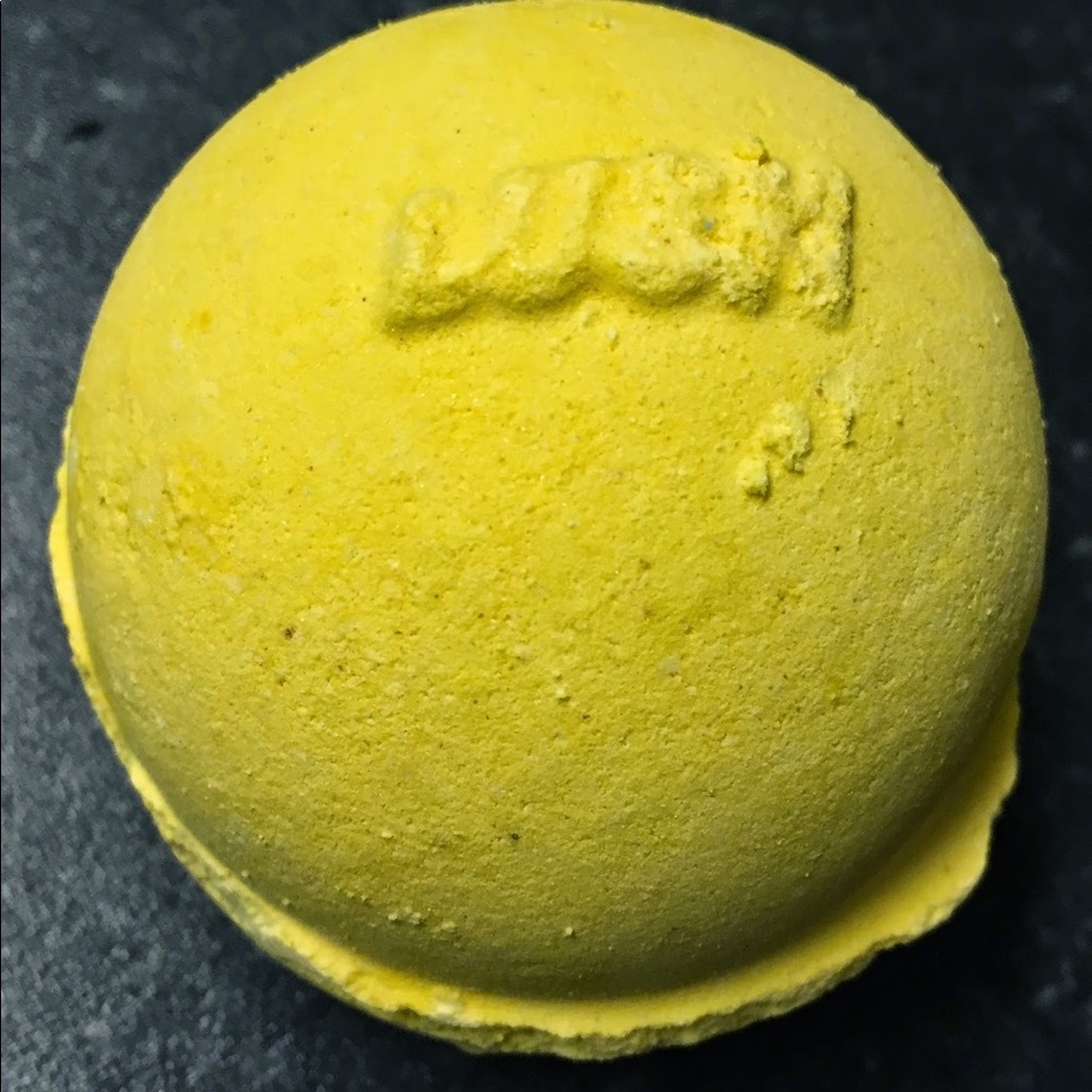 LUSH Lemon Bath Bomb (Add-on only)